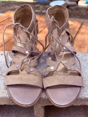 Naturalizer N5 Comfort London Lace-Up Sandals